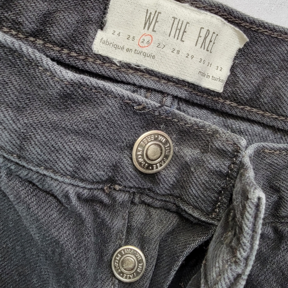 We The Free Maggie Mid Rise Straight Washed Black Distressed Jean Women's 26 - Picture 9 of 16